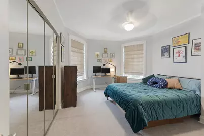 2215 W Arthur Avenue, Chicago, IL 60645 - Photo 27