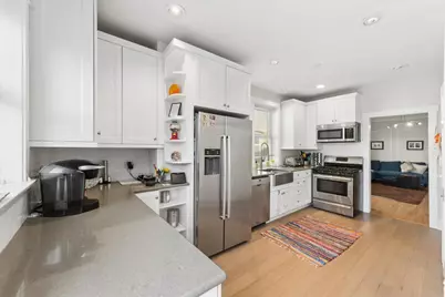 2215 W Arthur Avenue, Chicago, IL 60645 - Photo 37