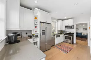 2215 W Arthur Ave, Chicago, IL 60645 - Photo 37