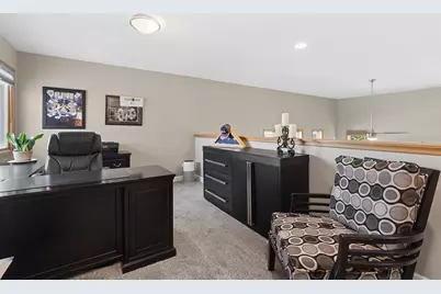 8233 W Chestnut Court, Frankfort, IL 60423 - Photo 17