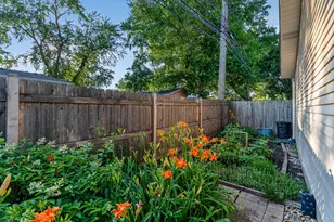450 N Addison Rd, Villa Park, IL 60181 - Photo 45