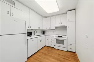 1440 N Lake Shore Dr, Chicago, IL 60610 - Photo 5