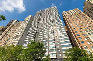1440 N Lake Shore Dr, Chicago, IL 60610 - Photo 1