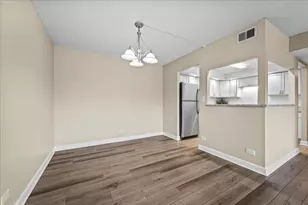 13000 W Heiden Circle, Lake Bluff, IL 60044 - Photo 9