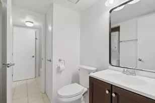 645 N Briar Hill Ln, Addison, IL 60101 - Photo 15