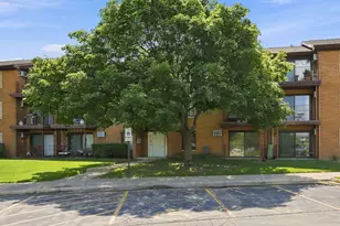 645 N Briar Hill Ln, Addison, IL 60101 - Photo 19