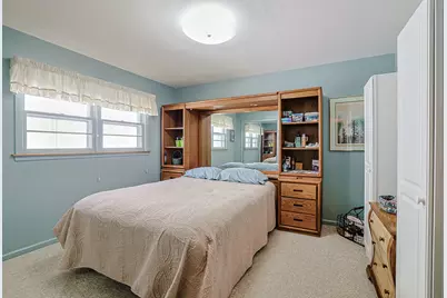 325 S Lodge Lane, Lombard, IL 60148 - Photo 15