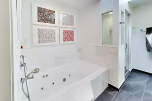2012 W Estes Ave, Chicago, IL 60645 - Photo 23