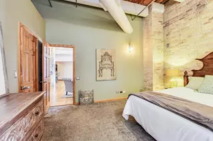 312 N May St, Chicago, IL 60607 - Photo 17