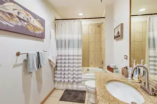 312 N May St, Chicago, IL 60607 - Photo 13