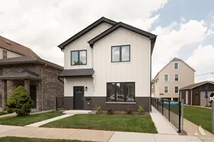 7610 W 60th Pl, Summit, IL 60501 - Photo 1