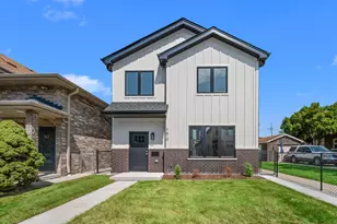 7610 W 60th Pl, Summit, IL 60501 - Photo 1