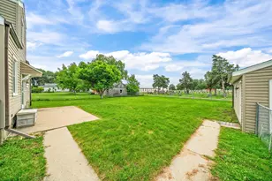 224 Ave H Ave, Rochelle, IL 61068 - Photo 21
