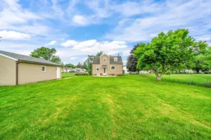 224 Ave H Ave, Rochelle, IL 61068 - Photo 23