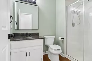 329 Royce Woods Ct, Naperville, IL 60565 - Photo 15