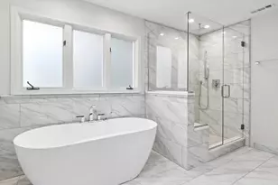 329 Royce Woods Ct, Naperville, IL 60565 - Photo 21