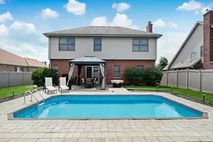 1720 Tower Hill Dr, Woodridge, IL 60517 - Photo 25