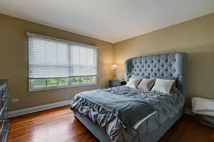 1720 Tower Hill Dr, Woodridge, IL 60517 - Photo 15