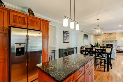 1720 Tower Hill Drive, Woodridge, IL 60517 - Photo 7