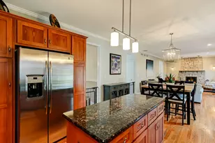 1720 Tower Hill Dr, Woodridge, IL 60517 - Photo 7
