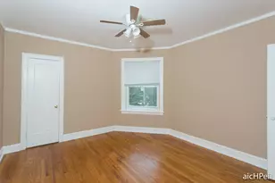 8023 S Wood St, Chicago, IL 60620 - Photo 5