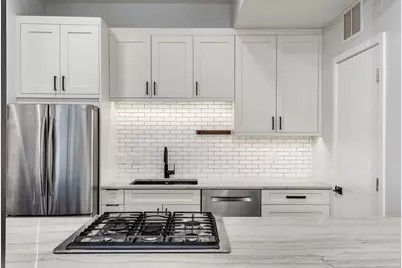 130 S Canal Street #817, Chicago, IL 60606 - Photo 9