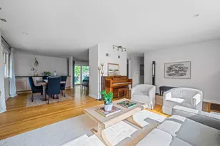 9338 Lowell Ave, Skokie, IL 60076 - Photo 5