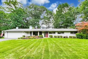 31 Cambridge Ln, Lincolnshire, IL 60069 - Photo 1