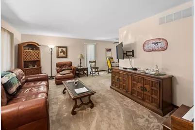46W989 Kelley Road, Hampshire, IL 60140 - Photo 9