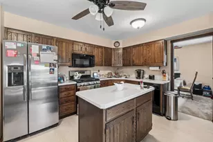 46W989 Kelley Rd, Hampshire, IL 60140 - Photo 13