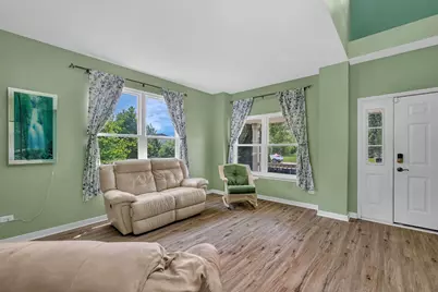 1004 Phelps Lane, Shorewood, IL 60404 - Photo 5