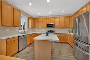 1004 Phelps Ln, Shorewood, IL 60404 - Photo 9
