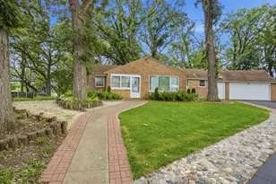 37W961 Bowes Rd, Elgin, IL 60124 - Photo 1