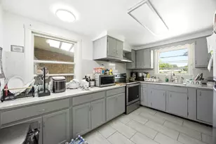 37W961 Bowes Rd, Elgin, IL 60124 - Photo 13