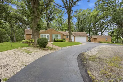37W961 Bowes Road, Elgin, IL 60124 - Photo 3