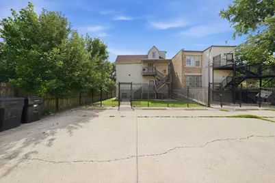 6735 S Eberhart Avenue, Chicago, IL 60637 - Photo 33
