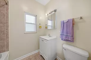 6735 S Eberhart Ave, Chicago, IL 60637 - Photo 25