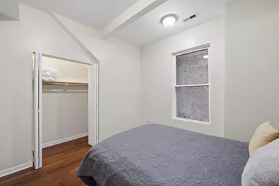 6735 S Eberhart Avenue, Chicago, IL 60637 - Photo 13
