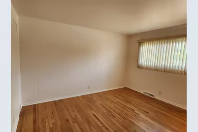 8916 Gross Point Road, Skokie, IL 60077 - Photo 17