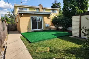8916 Gross Point Rd, Skokie, IL 60077 - Photo 27