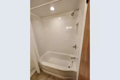 8916 Gross Point Road, Skokie, IL 60077 - Photo 21