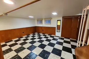 8916 Gross Point Rd, Skokie, IL 60077 - Photo 23