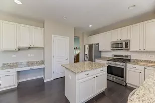 3507 Crestwood Ln, Carpentersville, IL 60110 - Photo 13