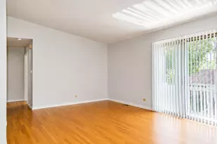 188 Kendall Ct, Bloomingdale, IL 60108 - Photo 7