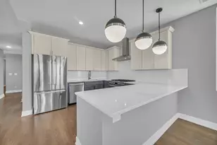 3253 N Elston Ave, Chicago, IL 60618 - Photo 5