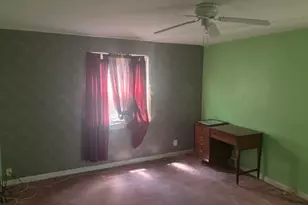 810 E 7th St, Centralia, IL 62801 - Photo 7