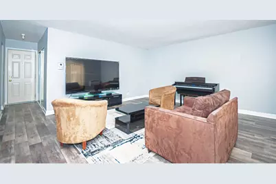5950 N Kenmore Avenue #208, Chicago, IL 60660 - Photo 3