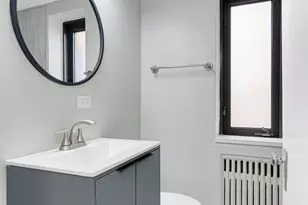 5056 N Marine Dr, Chicago, IL 60640 - Photo 13