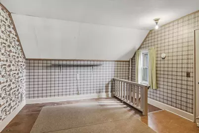 1212 W Chestnut Street, Bloomington, IL 61701 - Photo 11