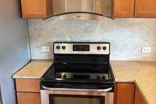 835 Waterview Cir, Vernon Hills, IL 60061 - Photo 7